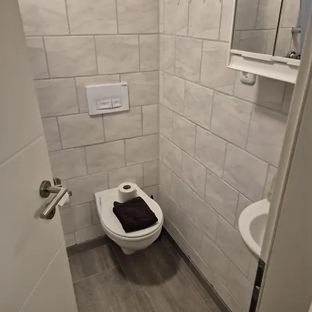 - 24h Apartament *