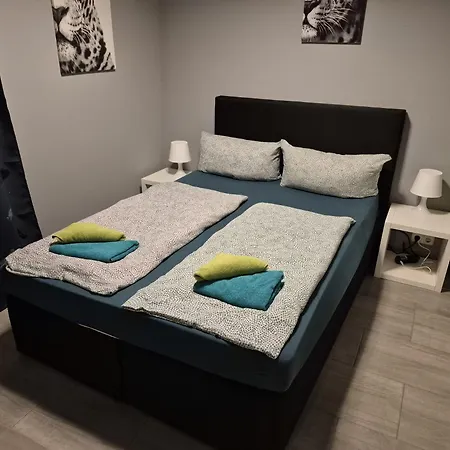 - 24h Apartamento